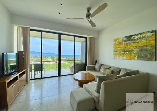 Three Bedroom Residence – Ocean View in Beach Resort (RSD3)