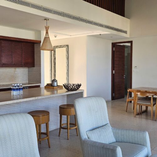 Three Bedrooms Penthouse | Best View High Floor (HYATPEN)