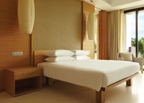 Three Bedrooms Penthouse | Best View High Floor (HYATPEN)