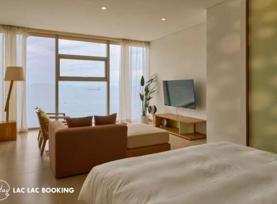 Two-Bedroom Studio – Ocean Front| My Khe Beach (FS2B)