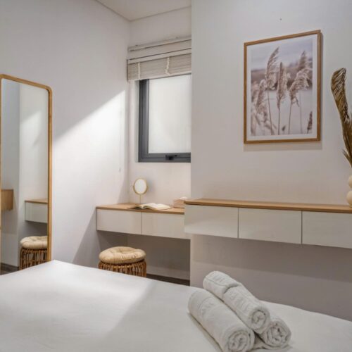 2 Bedrooms Monarchy, River View – Fire Works (MONA2B)