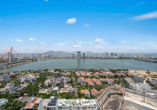 2 Bedrooms Monarchy, River View – Fire Works (MONA2B)