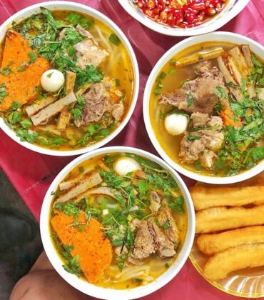 Exploring Da Nang’s Local Food Scene: Restaurants and Signature Dishes