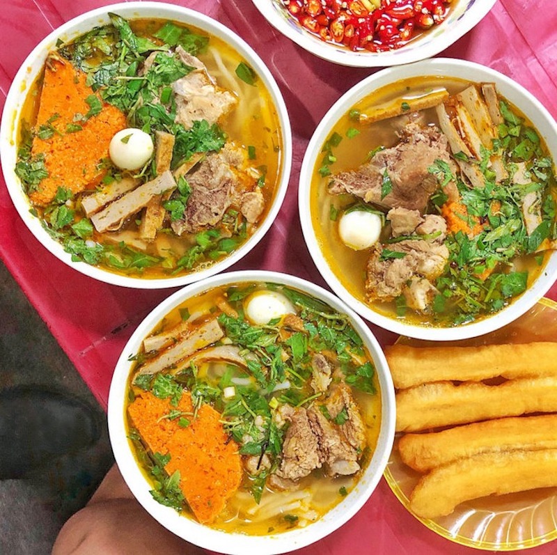Exploring Da Nang’s Local Food Scene: Restaurants and Signature Dishes